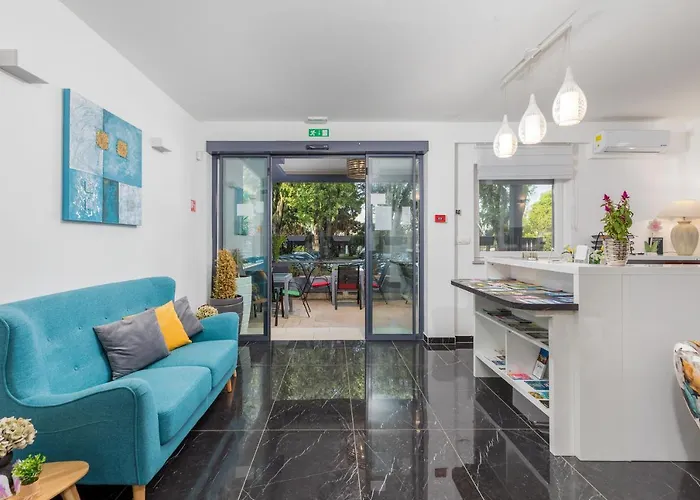 Marine Lux apartments