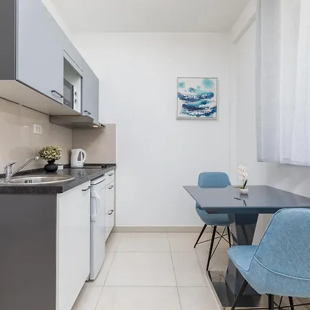 Marine Lux Apartments Pula Exterior photo
