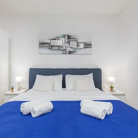 Marine Lux Apartments Pula Exterior photo