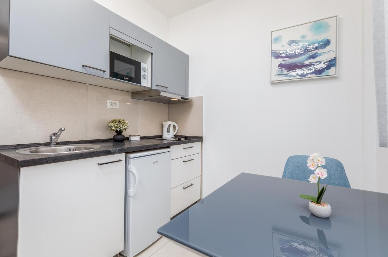 Marine Lux Apartment *