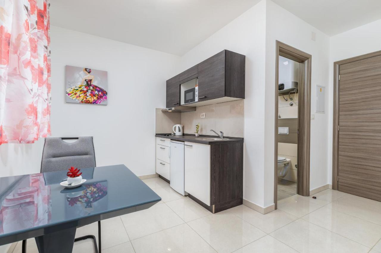 Marine Lux Apartment *