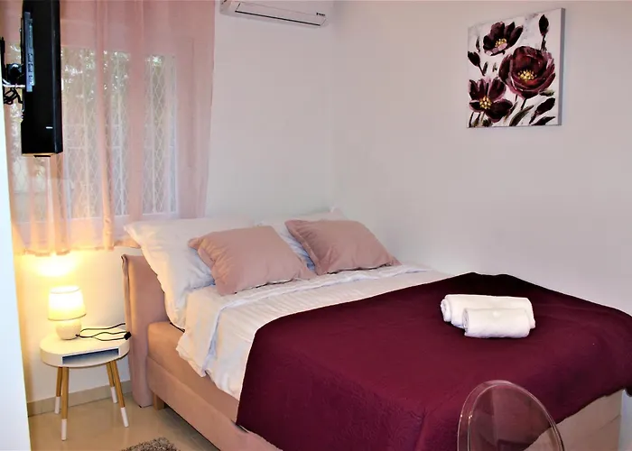 Marine Lux apartments